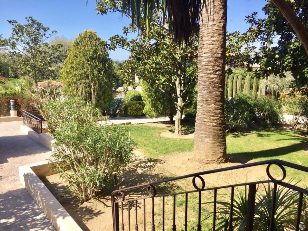 Appartement Spacieux Avec Jardin Coeur De St Tropez Saint-Tropez Exterior foto